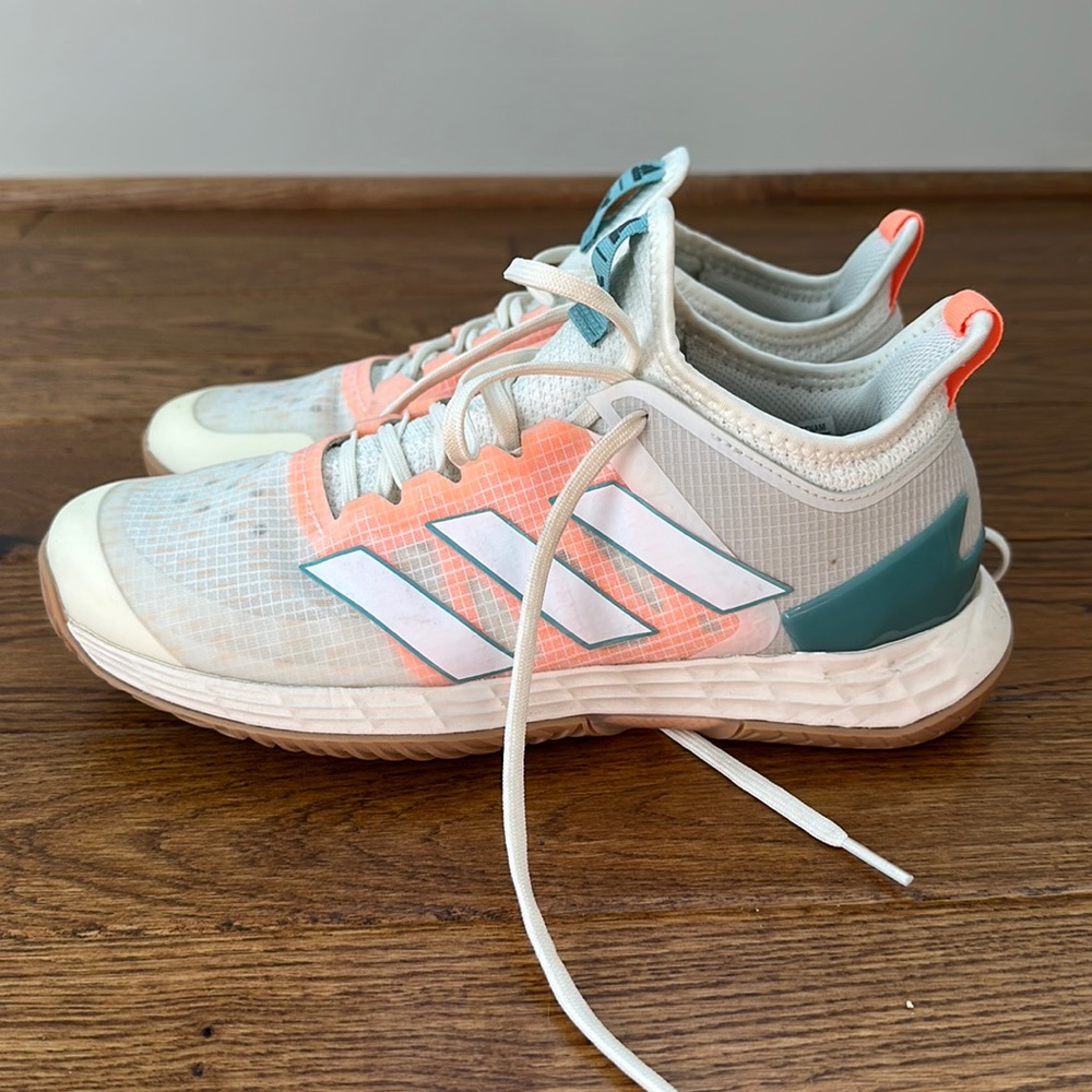 Adidas Adizero Ubersonic women’s size 8